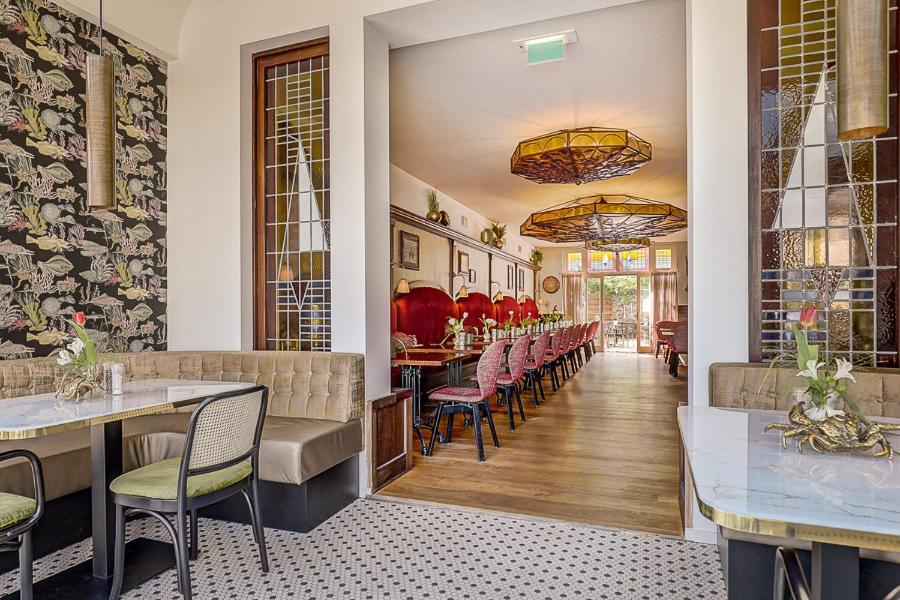 Hotel Victoria Берген-ан-Зее Екстериор снимка