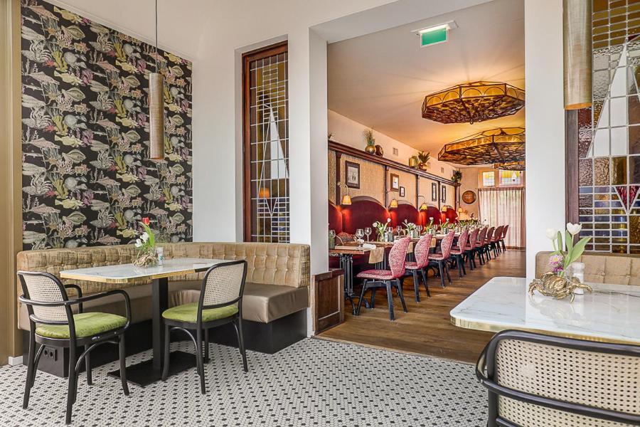 Hotel Victoria Берген-ан-Зее Екстериор снимка