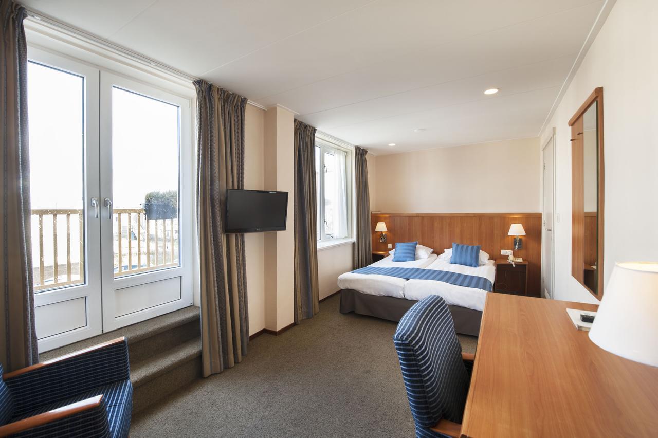 Hotel Victoria Берген-ан-Зее Екстериор снимка
