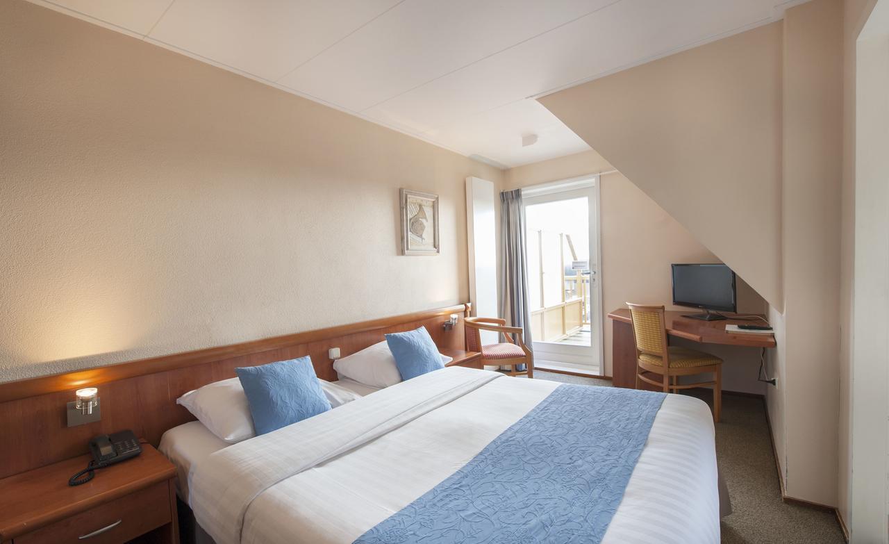 Hotel Victoria Берген-ан-Зее Екстериор снимка