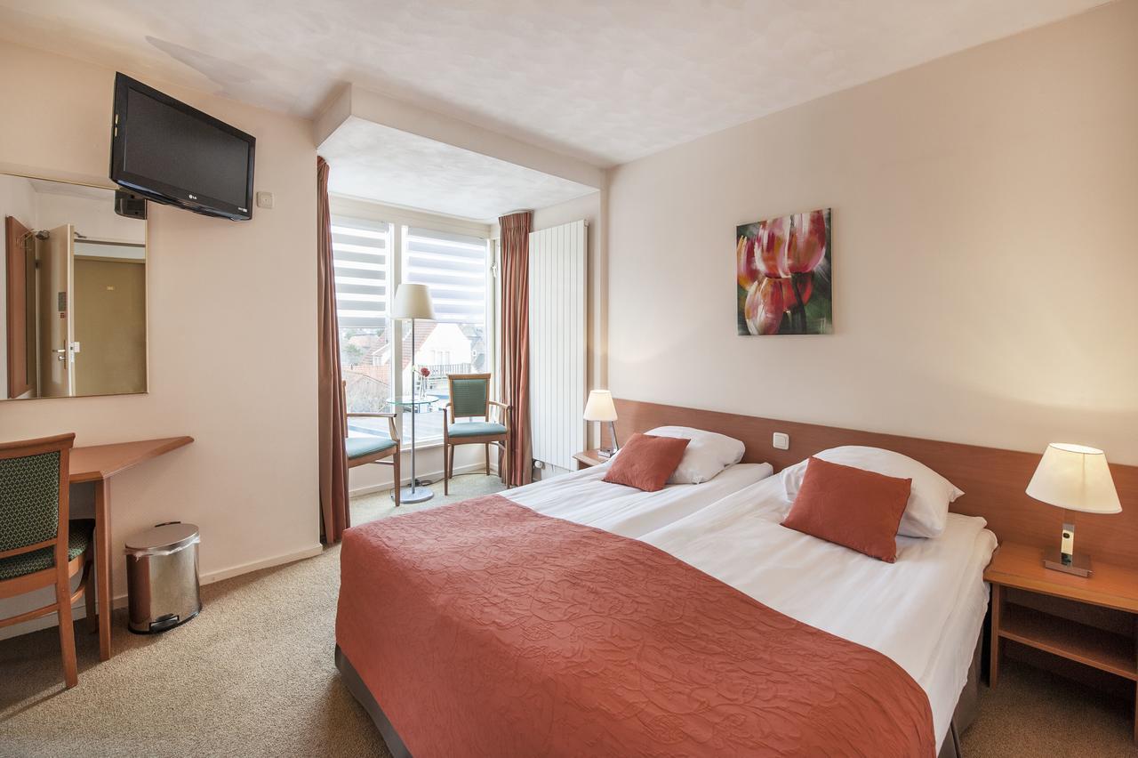 Hotel Victoria Берген-ан-Зее Екстериор снимка