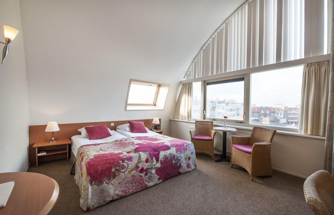 Hotel Victoria Берген-ан-Зее Екстериор снимка